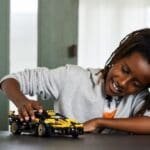 LEGO TECHNIC BOLID BUGATTI 42151 - imagine 3