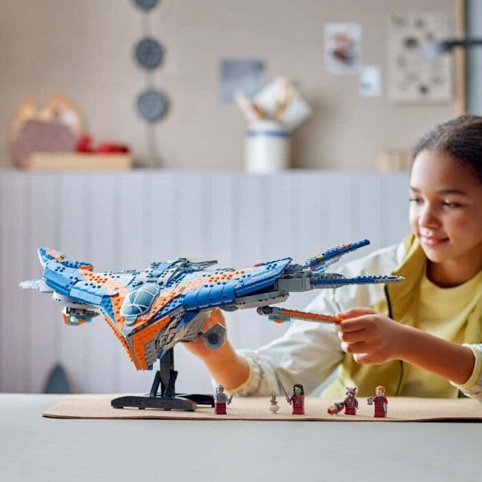 LEGO MARVEL GARDIENII GALAXIEI MILANO 76286 - imagine 5