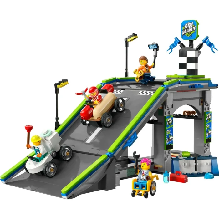 LEGO CITY FARA LIMITE: RAMPA PENTRU CURSE DE MASINI 60460 - imagine 11
