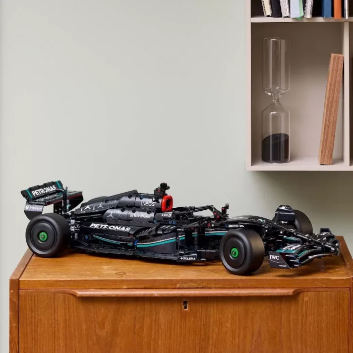 5 LEGO TECHNIC MERCEDES-AMG F1 W14 E PERFORMANCE 42171 - imagine 12