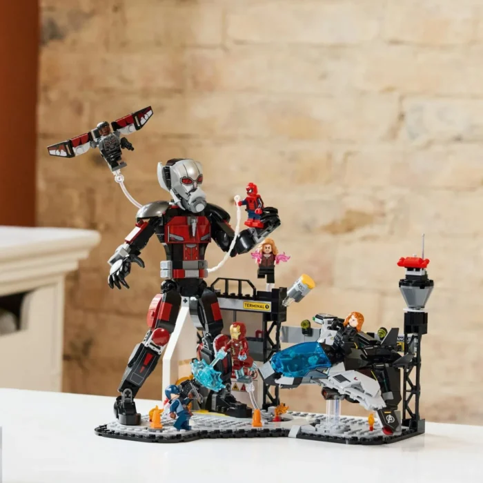 LEGO SUPER HEROES BATALIA DIN CAPTAIN AMERICA: CIVIL WAR 76314 - imagine 14