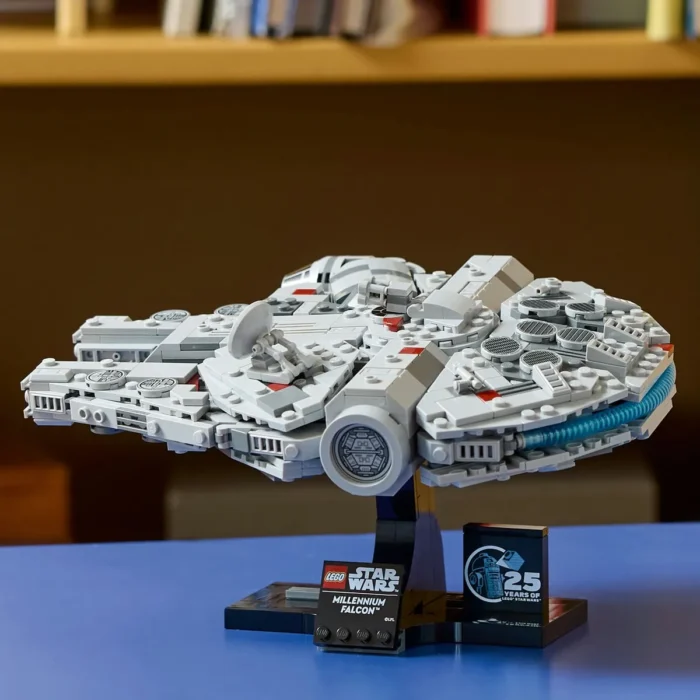 LEGO STAR WARS MILLENNIUM FALCON 75375 - imagine 18