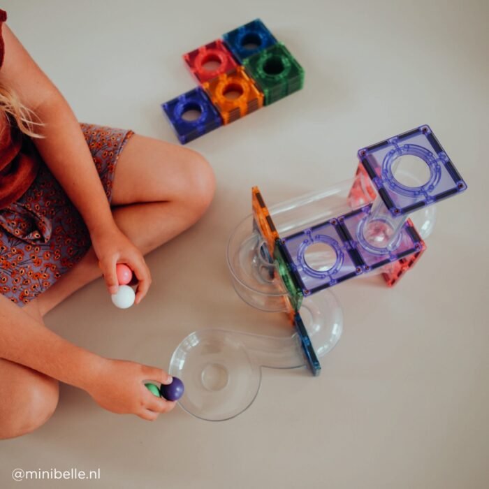 Joc magnetic Circuit pastel cu bile - 110 Piese, Cleverclixx - imagine 3