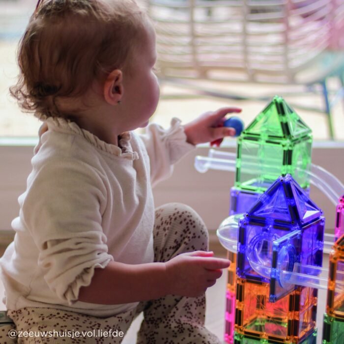 Joc magnetic Circuit pastel cu bile - 110 Piese, Cleverclixx - imagine 4