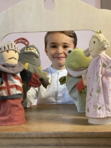 Papusa de mana Dragon, Egmont Toys