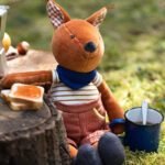 Veverita jucarie muzicala textil pentru bebe, Moulin Roty