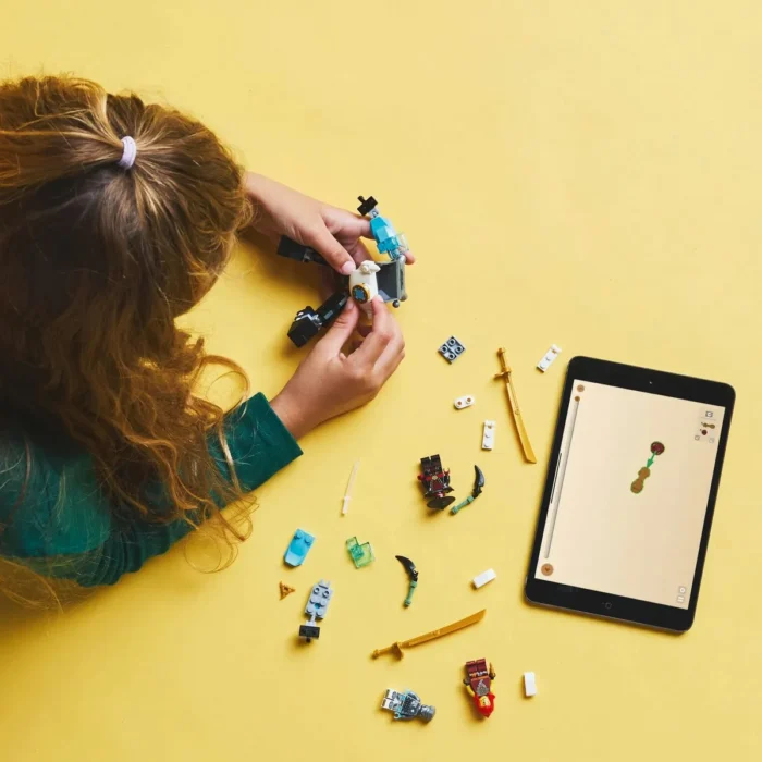 LEGO NINJAGO COSTUMUL ROBOT DE LUPTA AL LUI ZANE 71827 - imagine 13