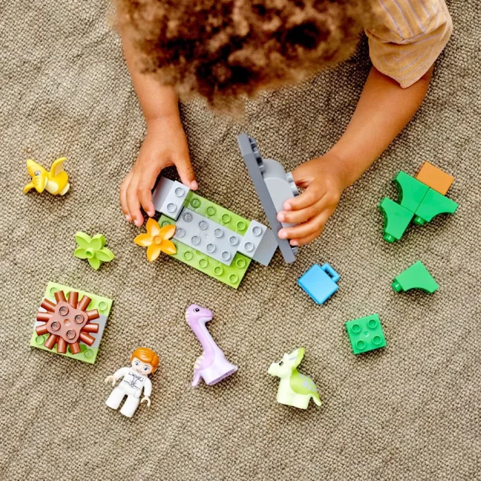 LEGO DUPLO INCUBATORUL PENTRU DINOZAURI 10938 - imagine 8