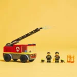 LEGO CITY CAMION DE POMPIERI CU SCARA 60463 - imagine 13
