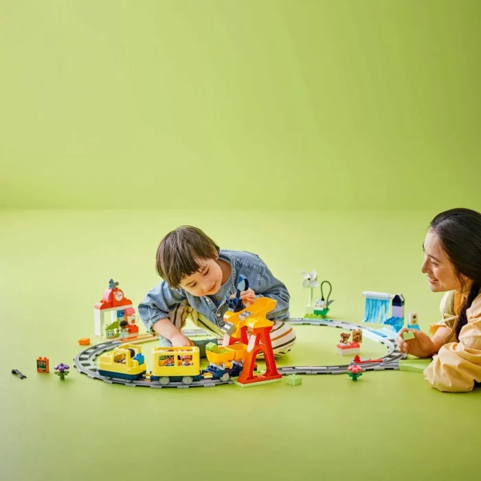 LEGO DUPLO TREN COMUNITAR INTERACTIV 10428 - imagine 7