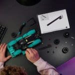 LEGO TECHNIC ASTON MARTIN VALKYRIE 42208 - imagine 3