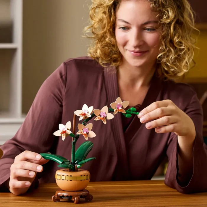 LEGO BOTANICALS MINI ORHIDEE 10343 - imagine 12