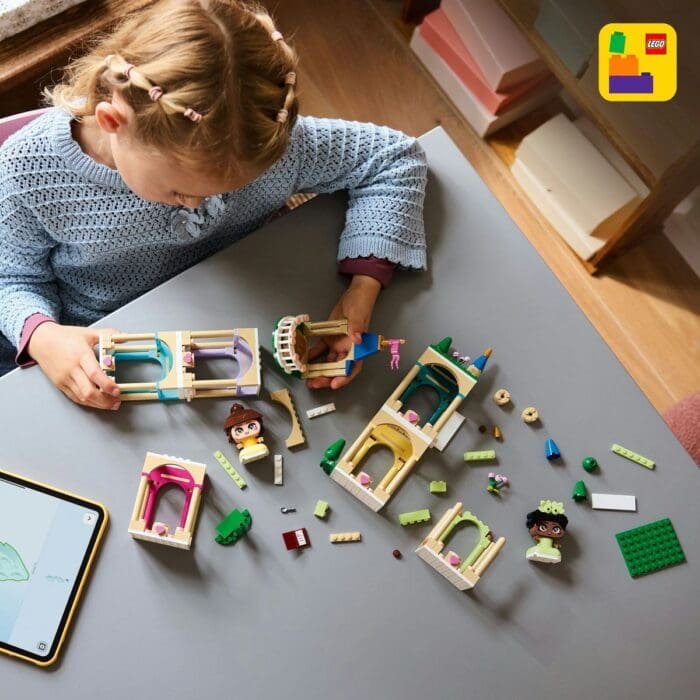 LEGO DISNEY PRINCESS MINIPRINTESELE BELLE SI TIANA LA CASTEL 43291 - imagine 4