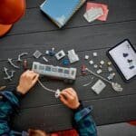 LEGO MARVEL LUPTA PE ACOPERISUL TRENULUI OMUL PAIANJEN SI DOC OCK 76321 - imagine 5