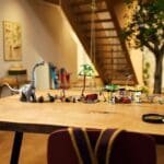 LEGO JURASSIC WORLD RENASTEREA MISIUNE DE URMARIRE A UNUI VELOCIRAPTOR SI A UNUI TITANOSAURUS 76973 - imagine 2