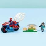LEGO MARVEL SPIDEY PE MOTOCICLETA VS RHINO 11206 - imagine 2