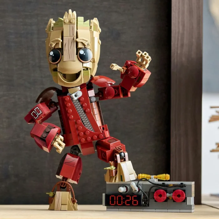 LEGO MARVEL GROOT IN UNIFORMA RAVAGER 76341 - imagine 11