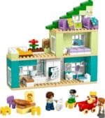 LEGO DUPLO CASA MODERNA DE FAMILIE 3 IN 1 CU FIGURINE 10470 - imagine 3