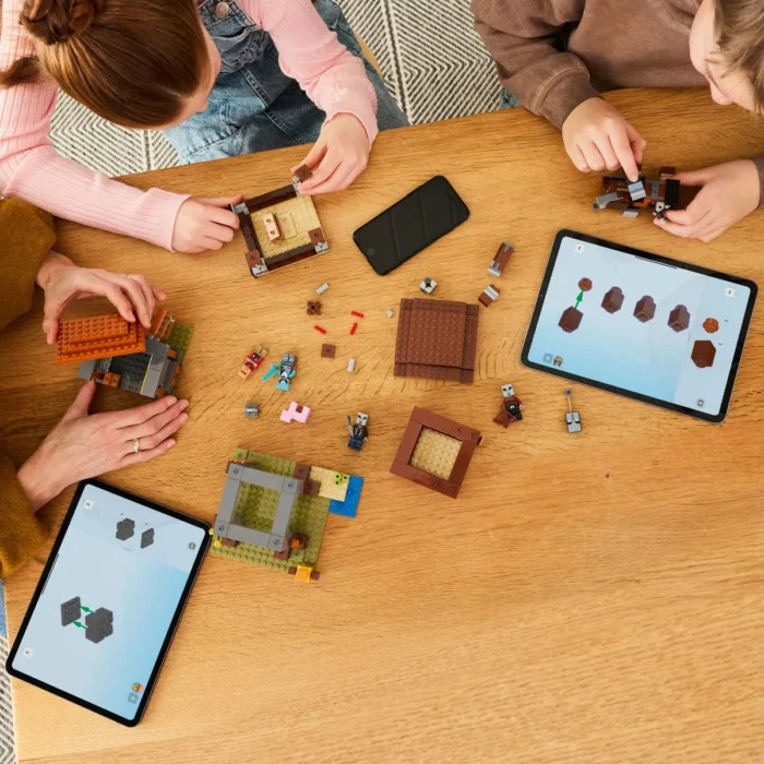 LEGO MINECRAFT AVANPOSTUL JEFUITORULUI SI DISTRUGATOR 21278 - imagine 11