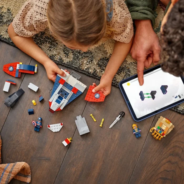 LEGO MARVEL RAZBUNATORII CAPITANUL AMERICA VS THANOS 76319 - imagine 12