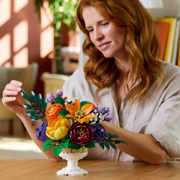 LEGO BOTANICALS  ARANJAMENT FLORAL 10345 - imagine 12