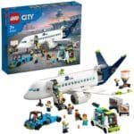 LEGO CITY AVION DE PASAGERI 60367 - imagine 3
