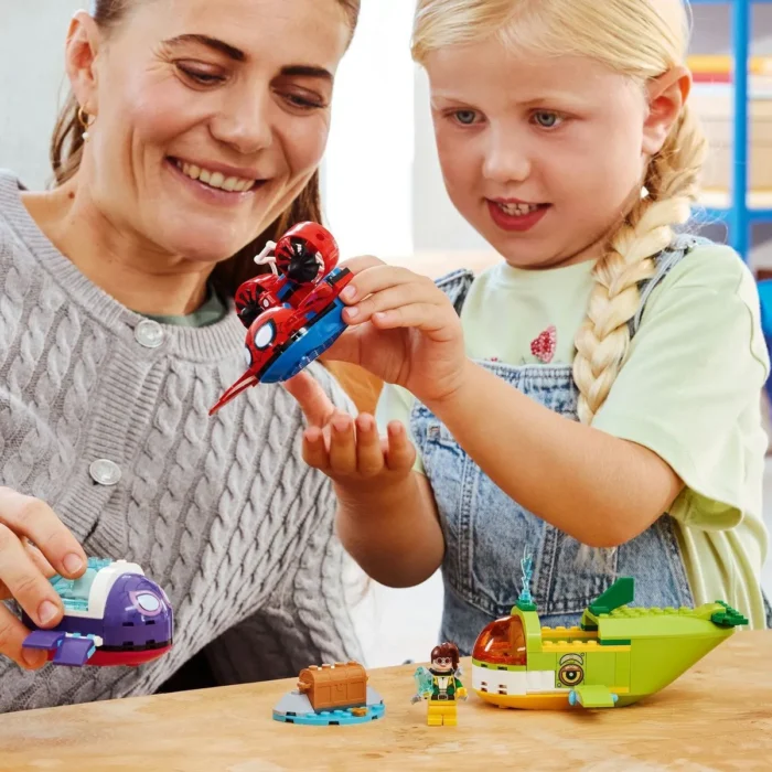 LEGO MARVEL SPIDEY VEHICULE SUBACVATICE 11207 - imagine 12