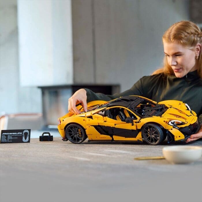 LEGO TECHNIC MCLAREN P1 42172 - imagine 3