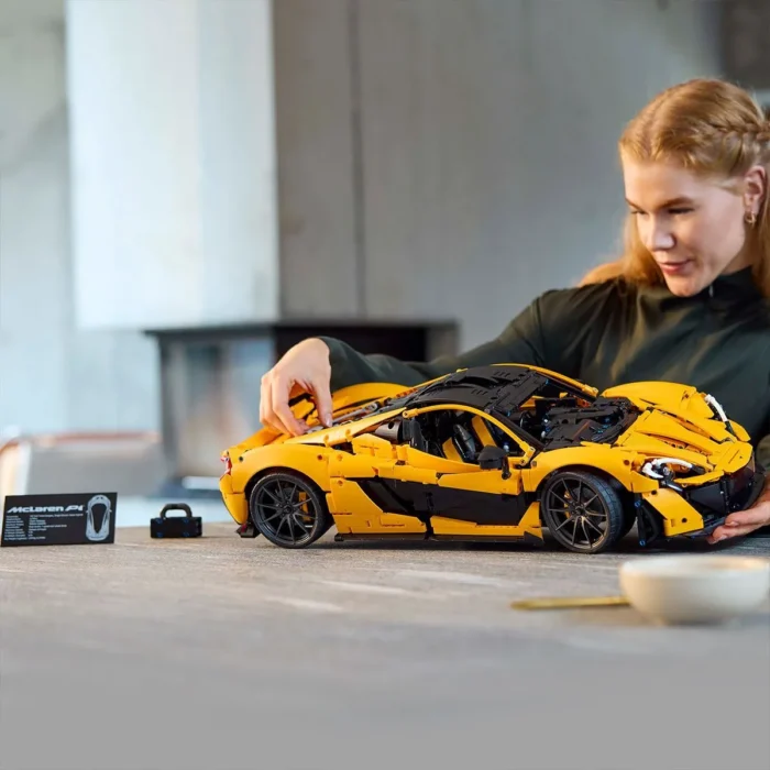 LEGO TECHNIC MCLAREN P1 42172 - imagine 12