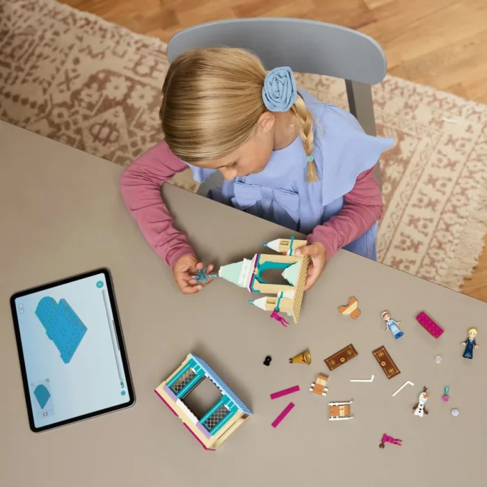 LEGO DISNEY CASTELUL ARENDELLE DIN REGATUL DE GHEATA 43265 - imagine 12