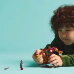 LEGO SUPER HEROES ROBOTUL IRON MAN VS. ULTRON 76307 - imagine 4