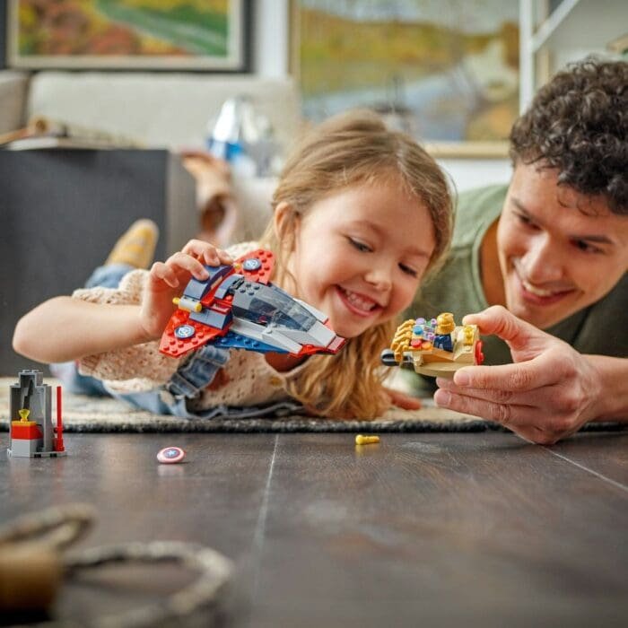 LEGO MARVEL RAZBUNATORII CAPITANUL AMERICA VS THANOS 76319 - imagine 4