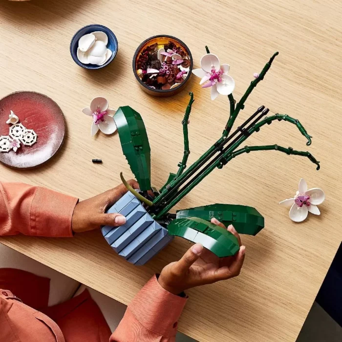 LEGO ICONS ORHIDEE 10311 - imagine 9