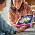 LEGO BOTANICALS MIC BUCHET DE FLORI PASTEL 10347 - imagine 13