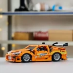 LEGO TECHNIC FAST AND FURIOUS TOYOTA SUPRA MK4 42204 - imagine 14
