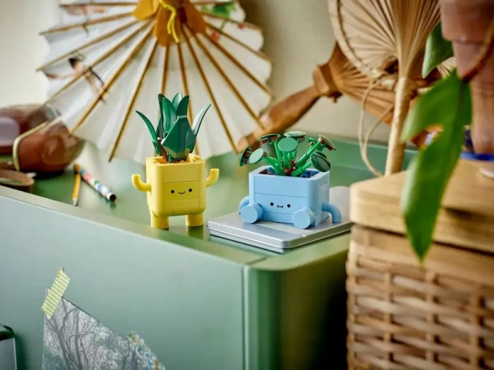 LEGO BOTANICALS PLANTE FERICITE 10349 - imagine 14