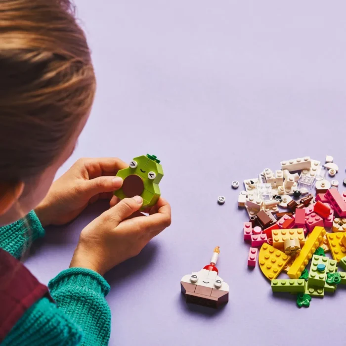 LEGO CLASSIC ALIMENTE CREATIVE 11039 - imagine 14