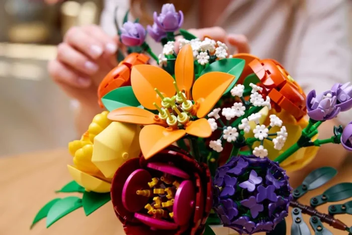 LEGO BOTANICALS  ARANJAMENT FLORAL 10345 - imagine 15