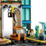 LEGO CITY GARA CENTRALA 60469 - imagine 6