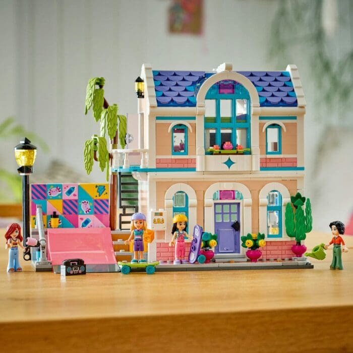 LEGO FRIENDS CASA FAMILIEI LUI LIANN 42687 - imagine 8