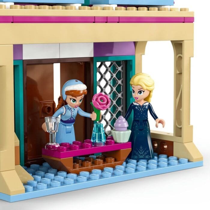 LEGO DISNEY CASTELUL ARENDELLE DIN REGATUL DE GHEATA 43265 - imagine 7