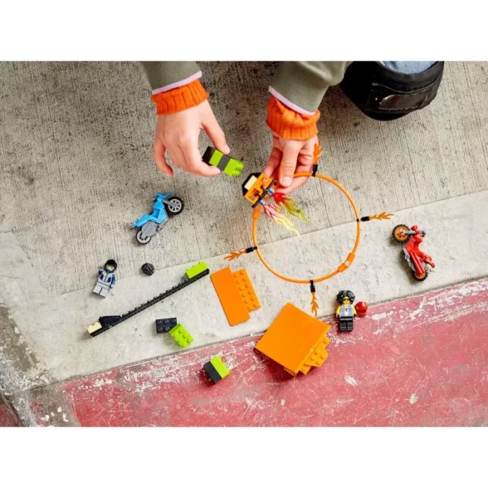 LEGO CITY CONCURS DE CASCADORII 60299 - imagine 17