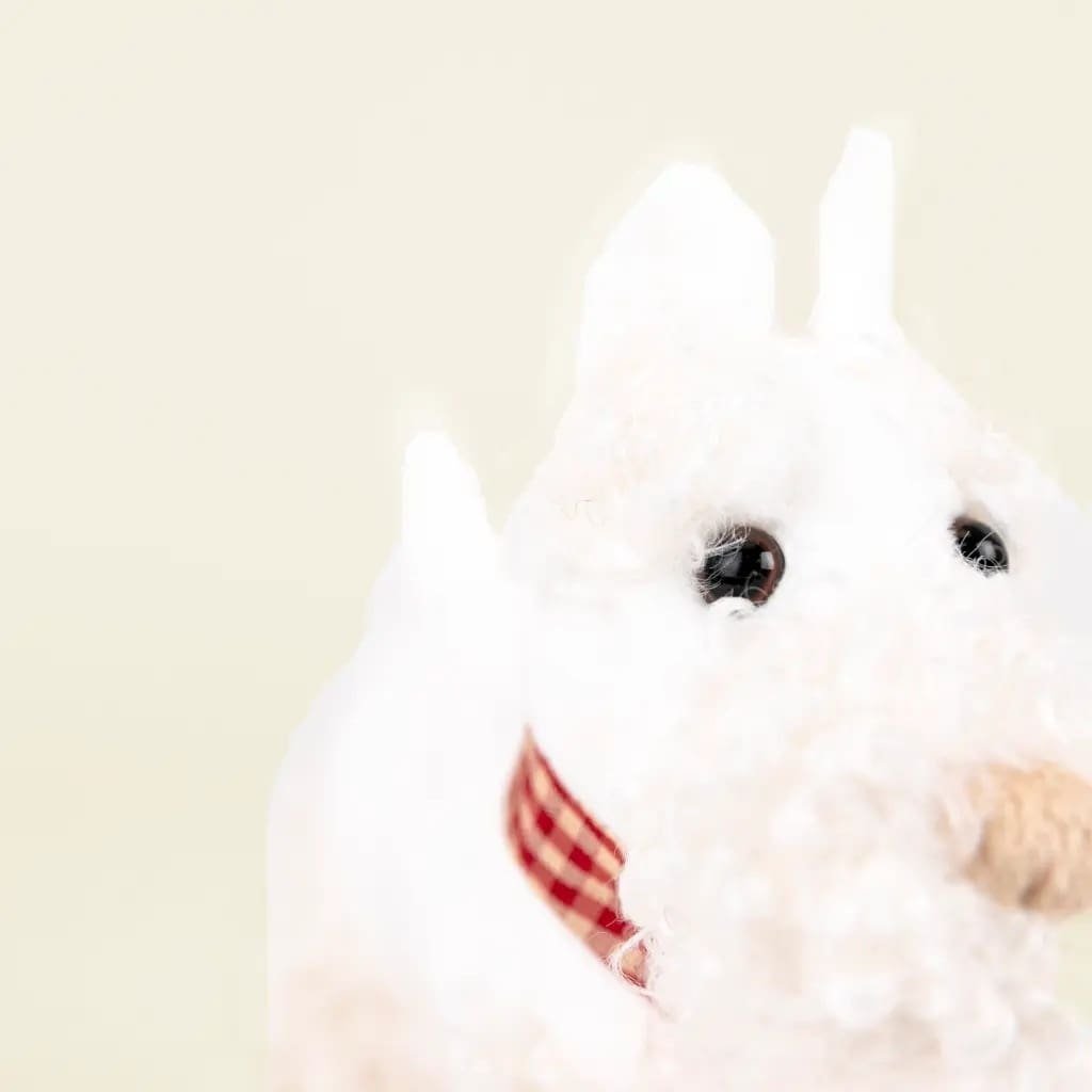 catelusa-de-plus-lola-egmont-toys100170255 Catelusa de plus Lola, Egmont Toys - imagine 1