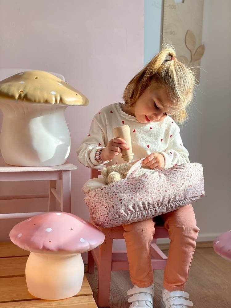 cosulet-textil-pentru-papusa-ladybug-egmont-toys100179732 Cosulet textil pentru papusa Ladybug, Egmont Toys - imagine 1