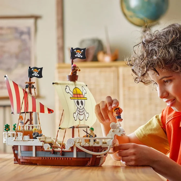 LEGO ONE PIECE CORABIA DE PIRATI FASNEATA MERRY 75639 - imagine 12