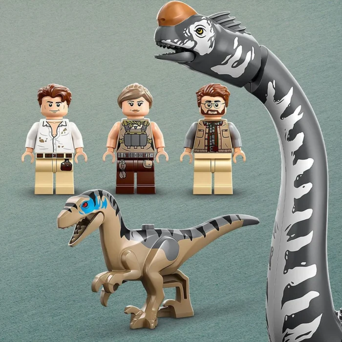 LEGO JURASSIC WORLD RENASTEREA MISIUNE DE URMARIRE A UNUI VELOCIRAPTOR SI A UNUI TITANOSAURUS 76973 - imagine 15
