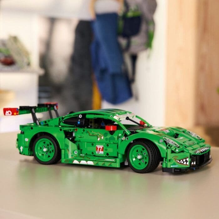 LEGO TECHNIC MASINA PORSCHE 911 GT3 R REXY AO RACING 42224 - imagine 8