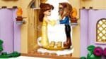 LEGO DISNEY PRINCESS CASTELUL FERMECAT AL LUI BELLE SI AL BESTIEI 43289 - imagine 2