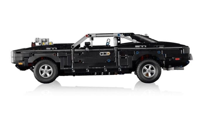 LEGO TECHNIC MASINA DODGE CHARGER R/T DIN FAST AND FURIOUS 42231 - imagine 3