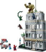 LEGO MARVEL SPIDERMAN CONFRUNTAREA MEMORABILA DINTRE OMUL PAIANJEN SI HULK 76350 - imagine 2